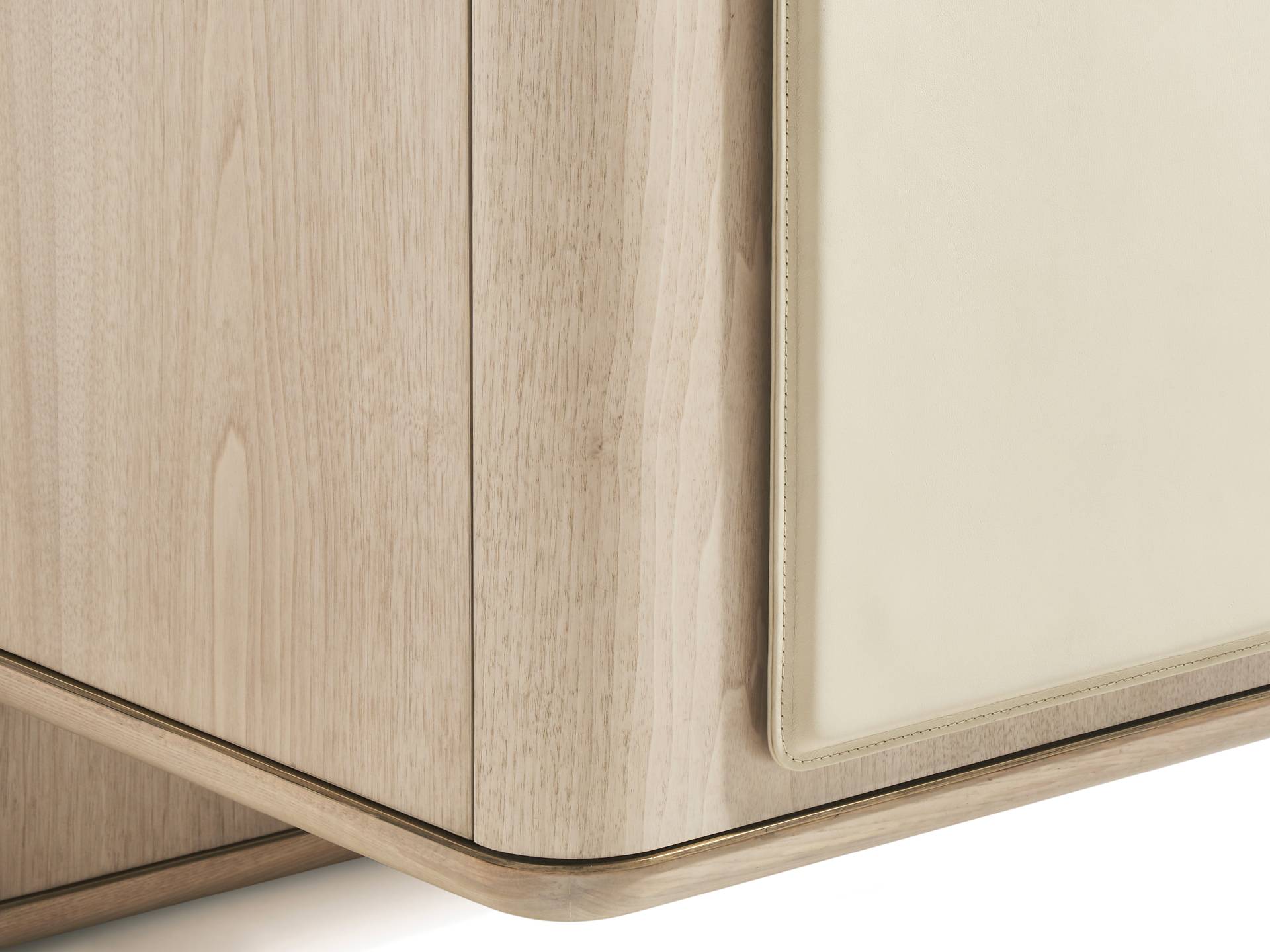 RAVOH-MUSEUM-SCULPT-LOW-SIDEBOARD-07